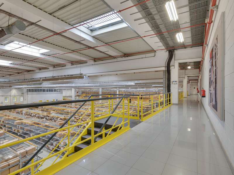 Nave logística en alquiler