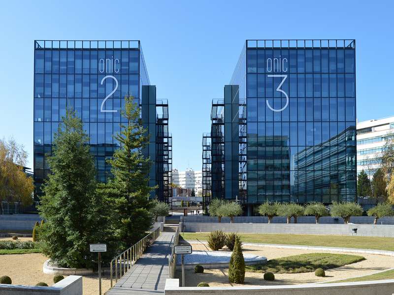 Edificio Cristalia 2-3