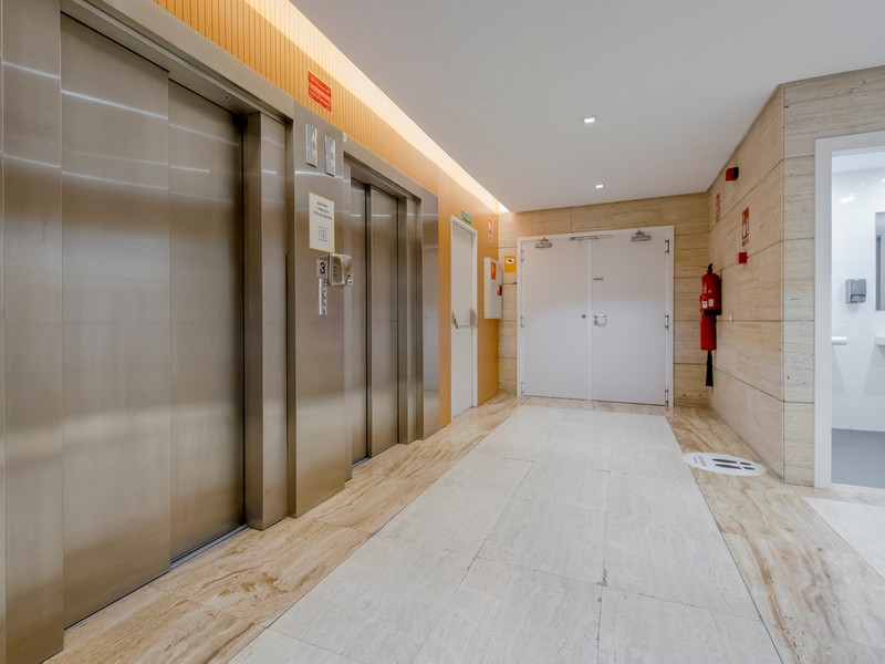 Edificio de Oficinas Julián Camarillo, 29